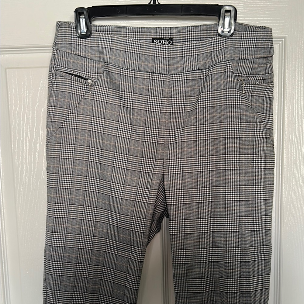 SOHO Gray Plaid Leggings